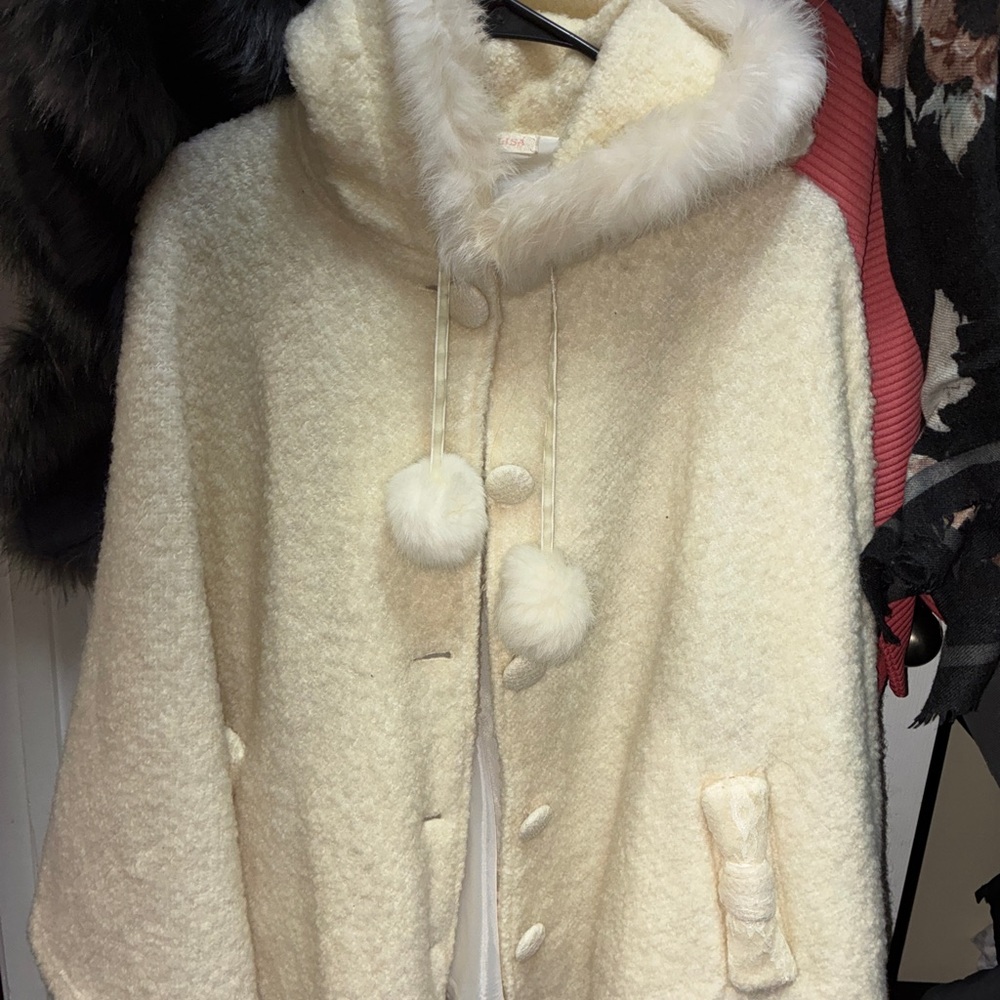 LIZ LISA Cream Hooded Cape with Pom Poms - Picture 3 of 6